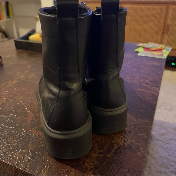 Zip Chunky Boots - Picture 5 of 7